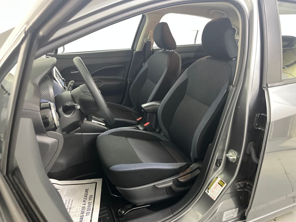 2024 Nissan Versa 1.6 SV