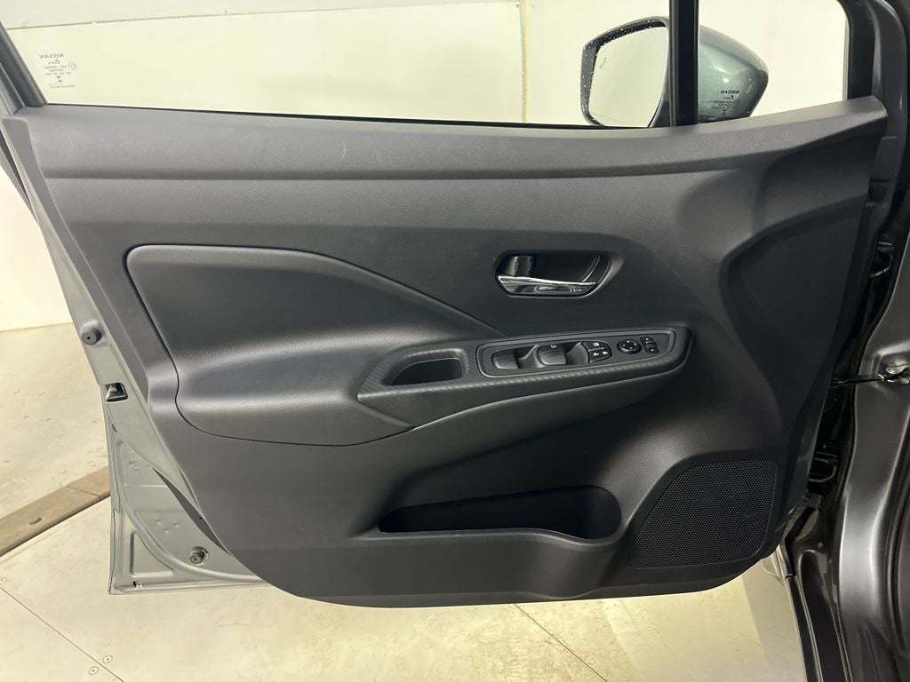 2024 Nissan Versa 1.6 SV