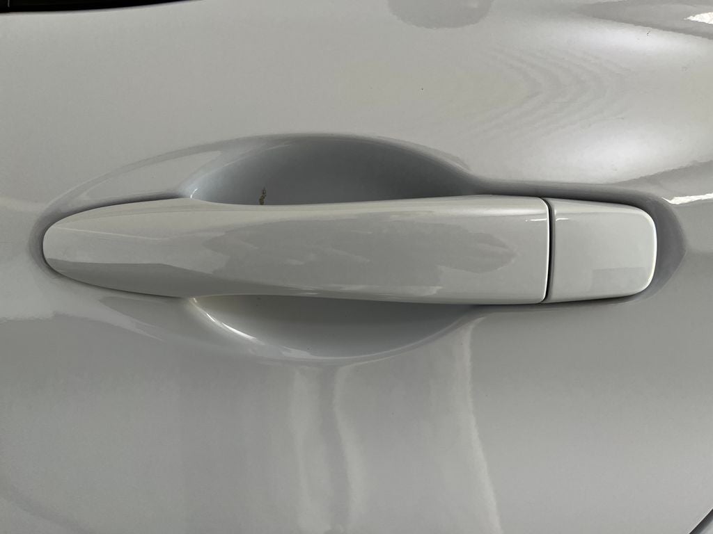 2024 Nissan Versa 1.6 SR