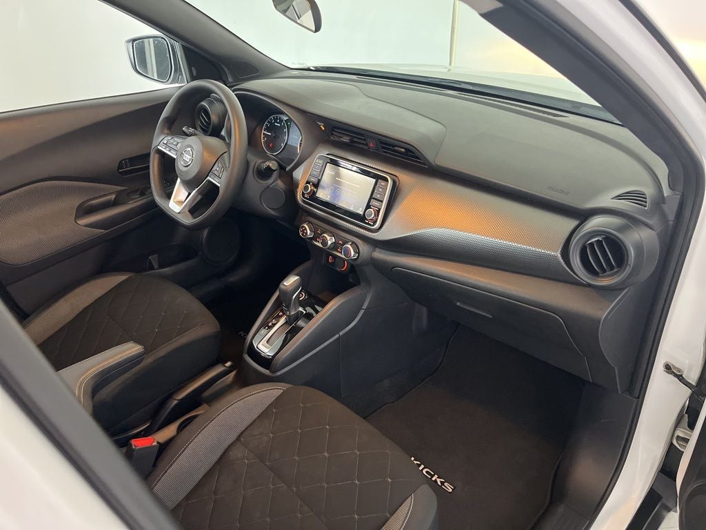 2020 Nissan Kicks S