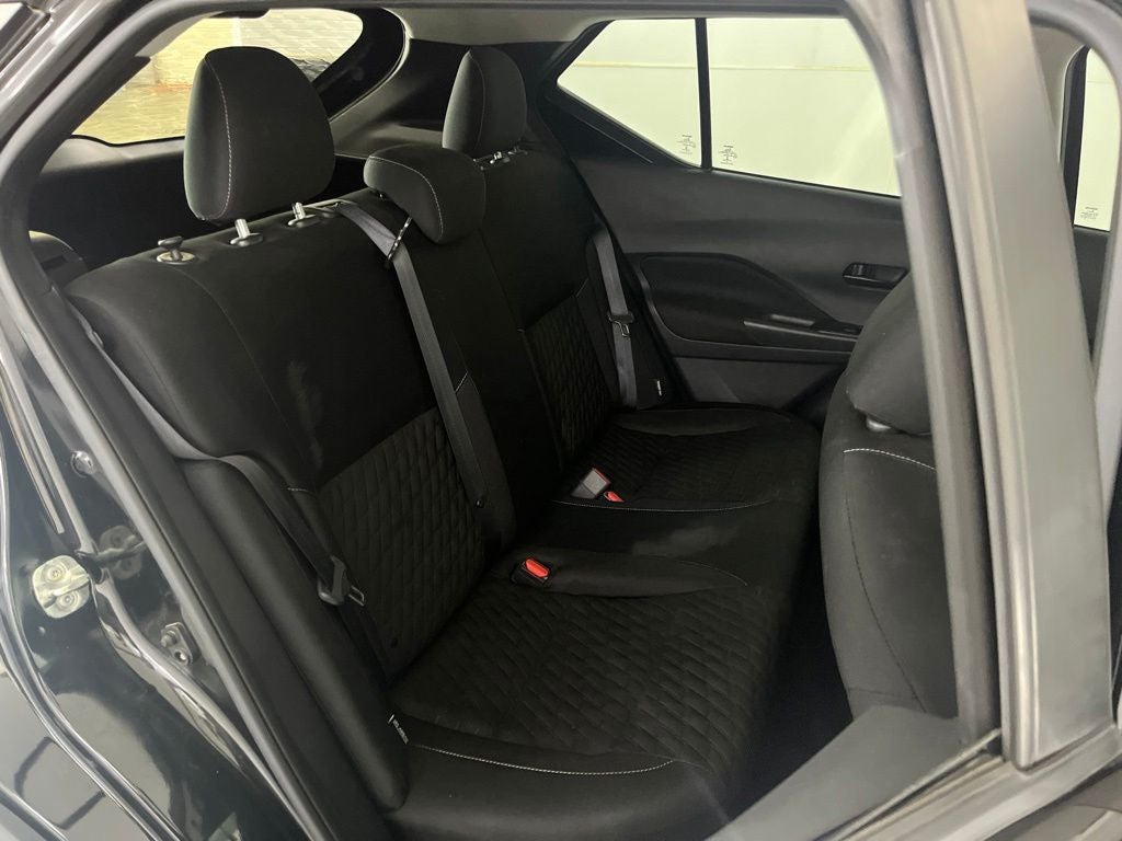 2022 Nissan Kicks S
