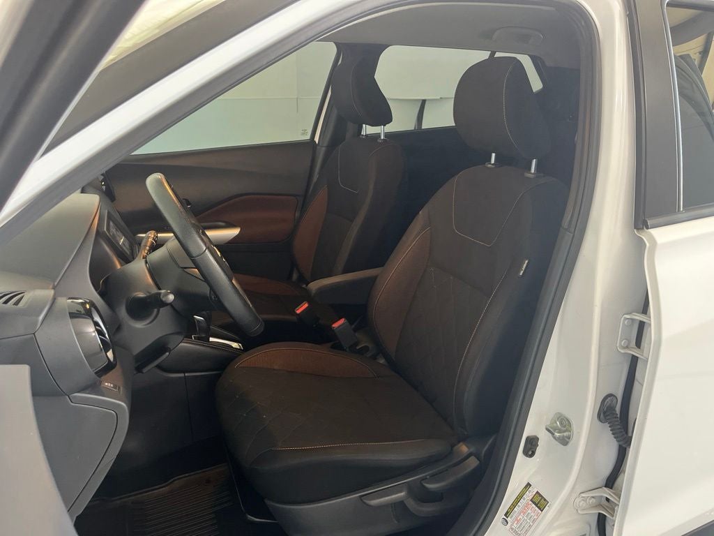 2018 Nissan Kicks SR