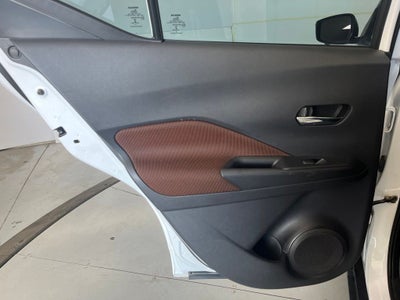 2018 Nissan Kicks SR