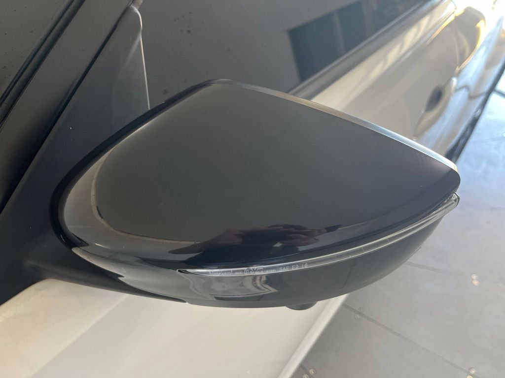 2018 Nissan Kicks SR
