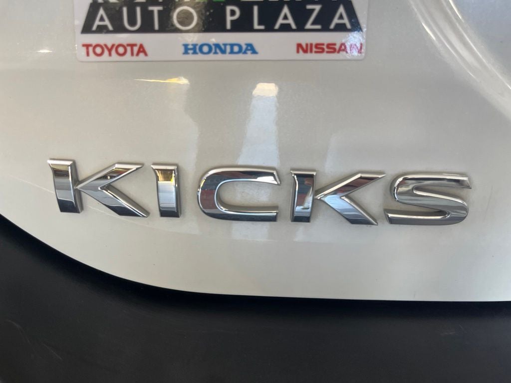 2018 Nissan Kicks SR