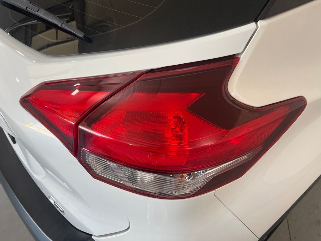 2018 Nissan Kicks SR