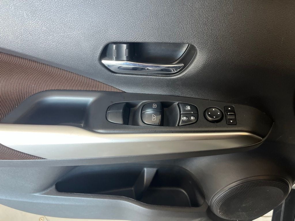 2018 Nissan Kicks SR