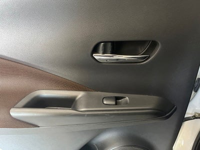 2018 Nissan Kicks SR