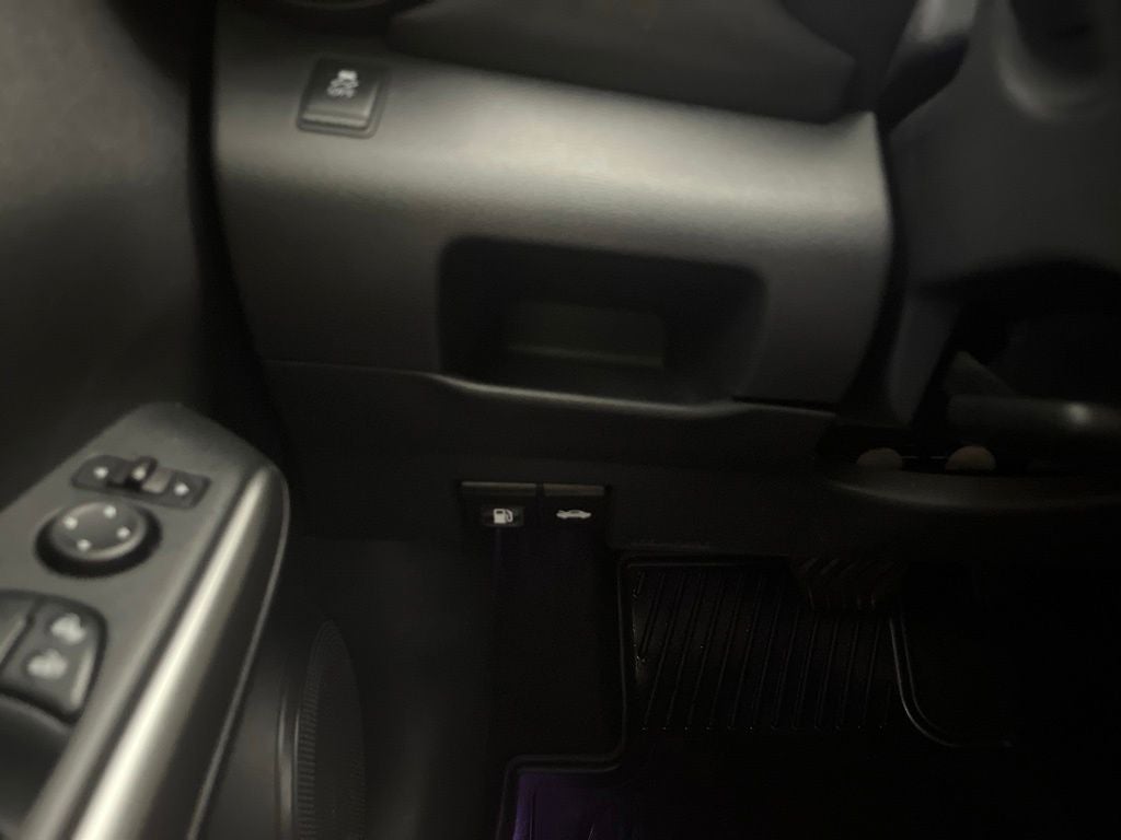 2018 Nissan Kicks SR