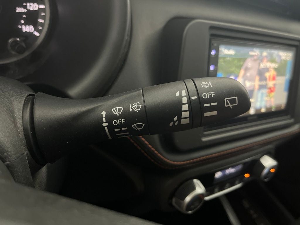 2018 Nissan Kicks SR