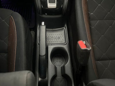 2018 Nissan Kicks SR