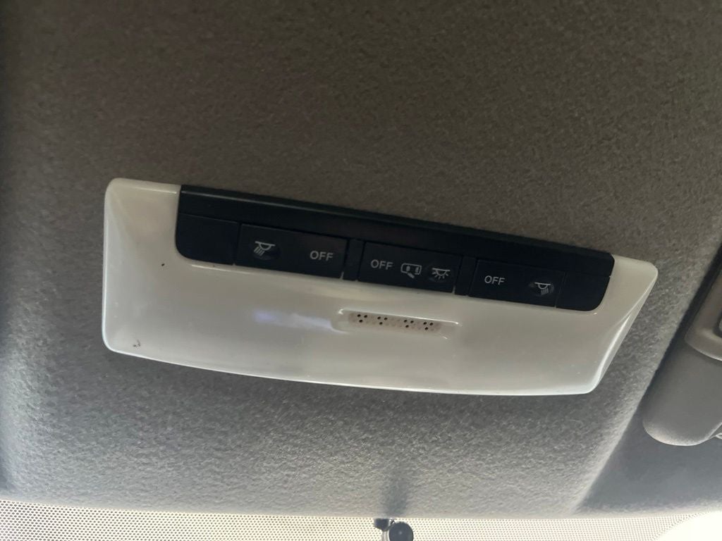 2018 Nissan Kicks SR
