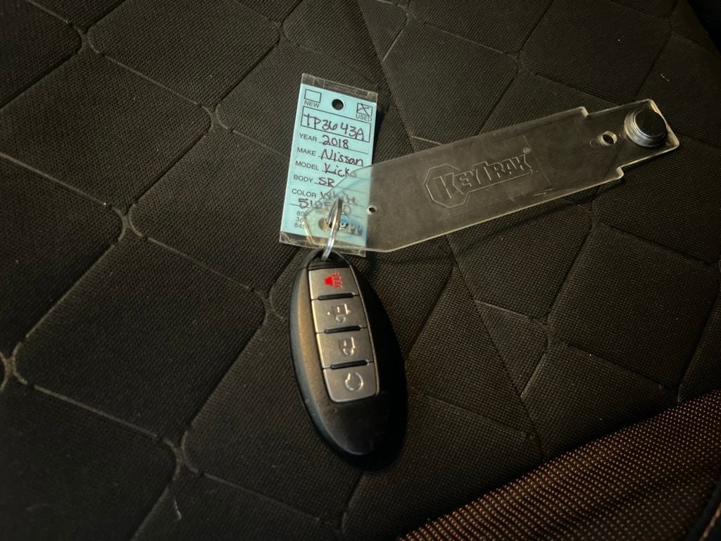 2018 Nissan Kicks SR
