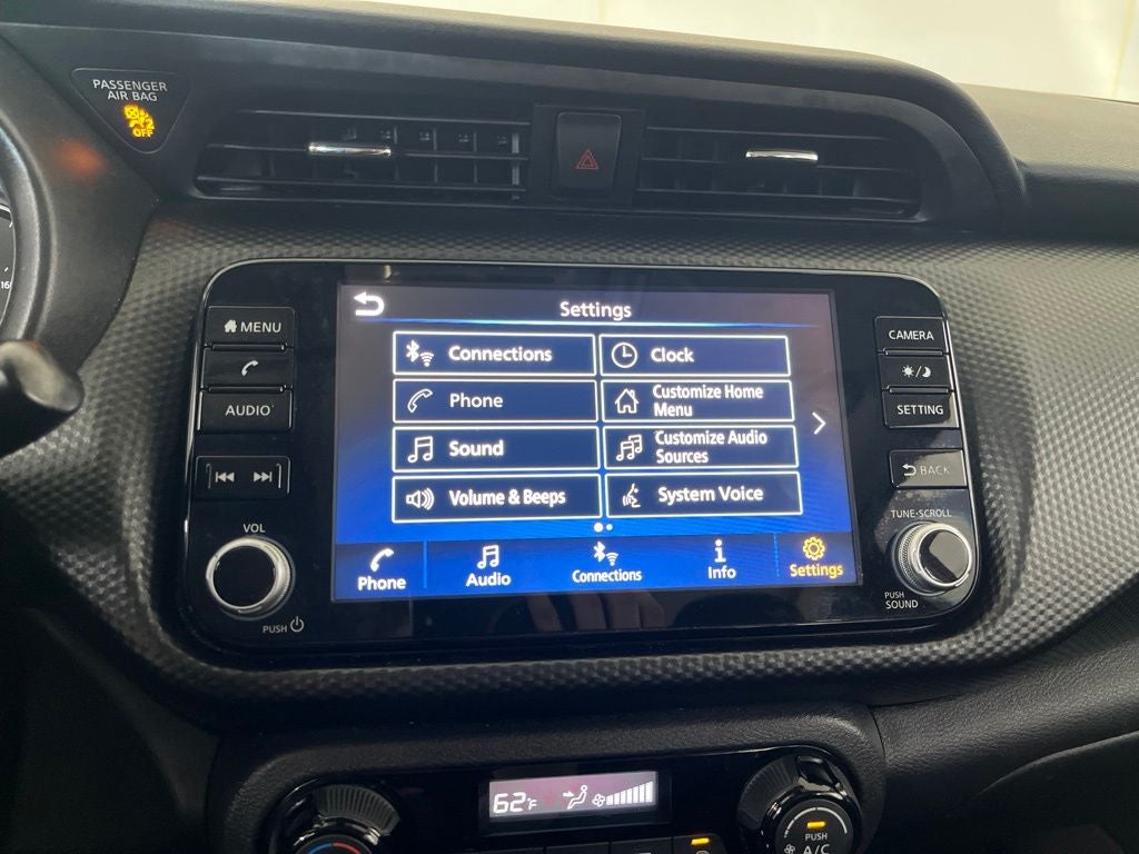 2021 Nissan Kicks SV