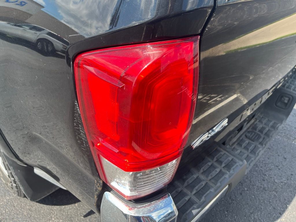 2017 Toyota Tacoma SR5