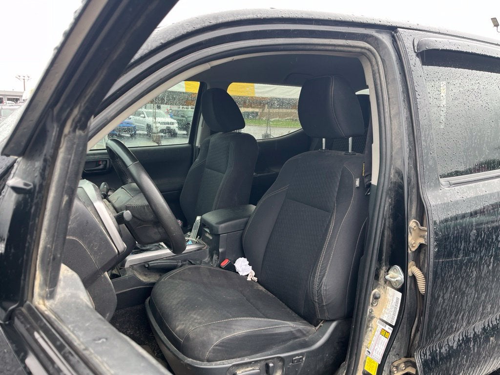 2022 Toyota Tacoma SR5 V6