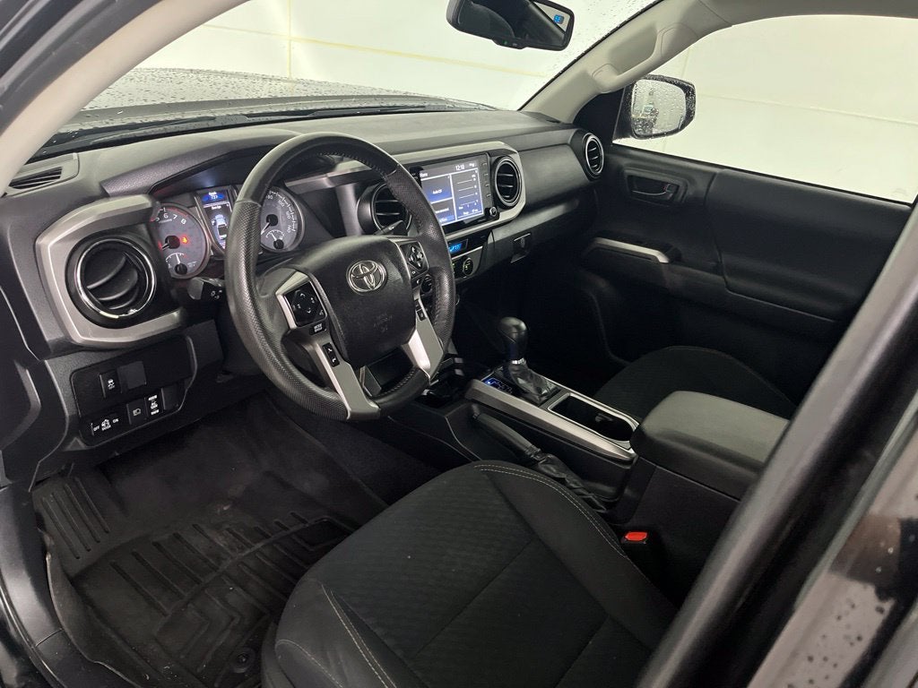 2022 Toyota Tacoma SR5 V6