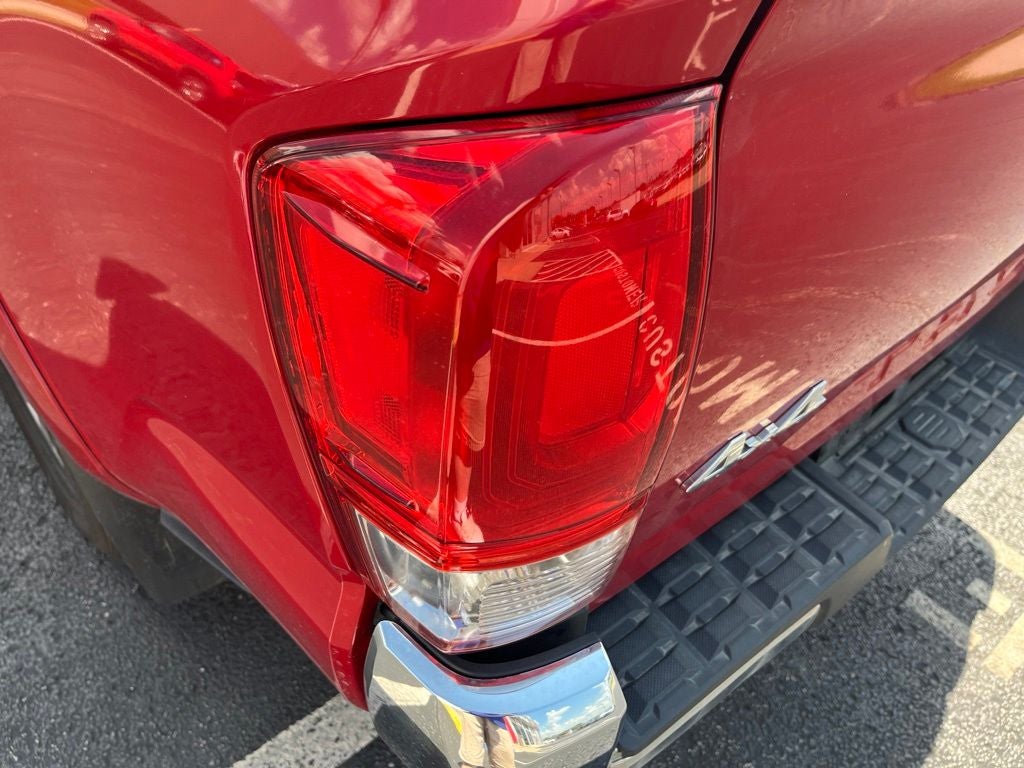 2018 Toyota Tacoma SR5 V6