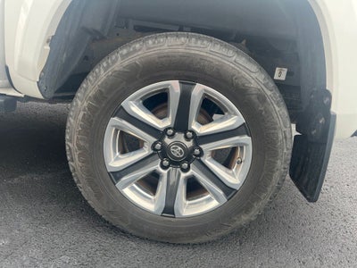 2018 Toyota Tacoma Limited V6