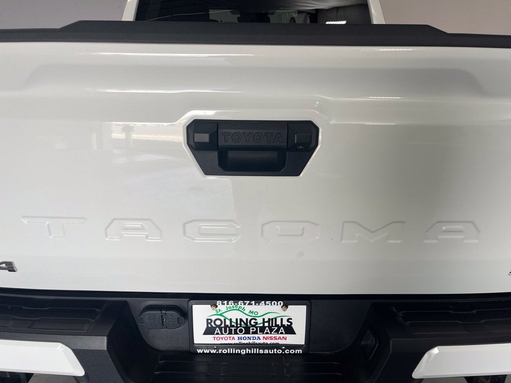 2025 Toyota Tacoma SR5