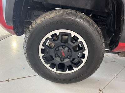 2024 Toyota Tacoma TRD Off-Road