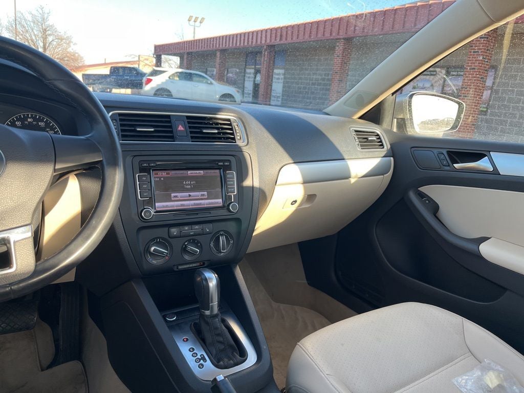 2014 Volkswagen Jetta 1.8T SE w/Connectivity/Sunroof