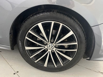 2016 Volkswagen Jetta 1.8T Sport