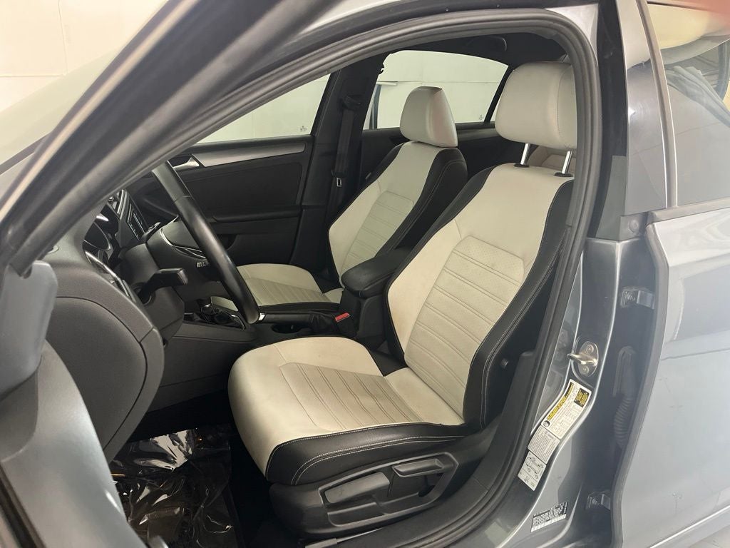 2016 Volkswagen Jetta 1.8T Sport