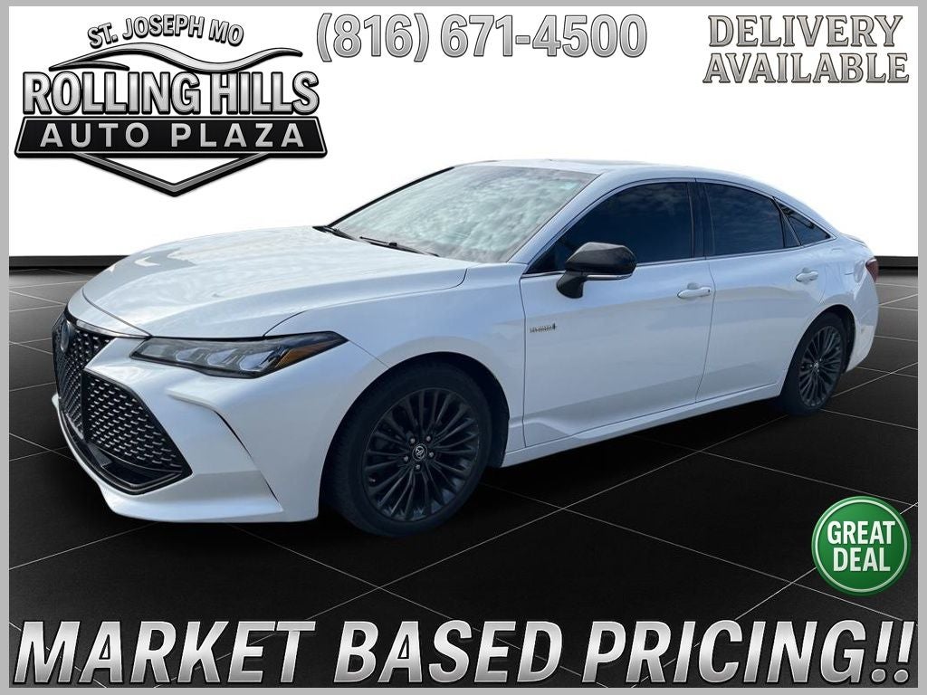 2019 Toyota Avalon Hybrid XSE