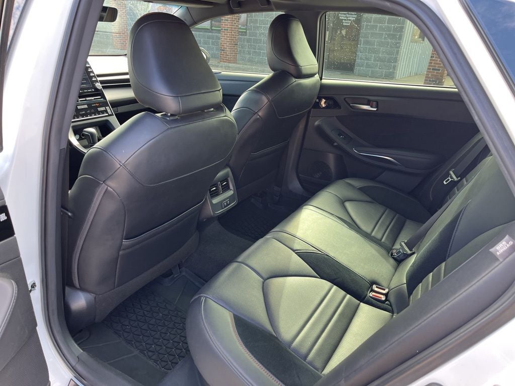 2019 Toyota Avalon Hybrid XSE