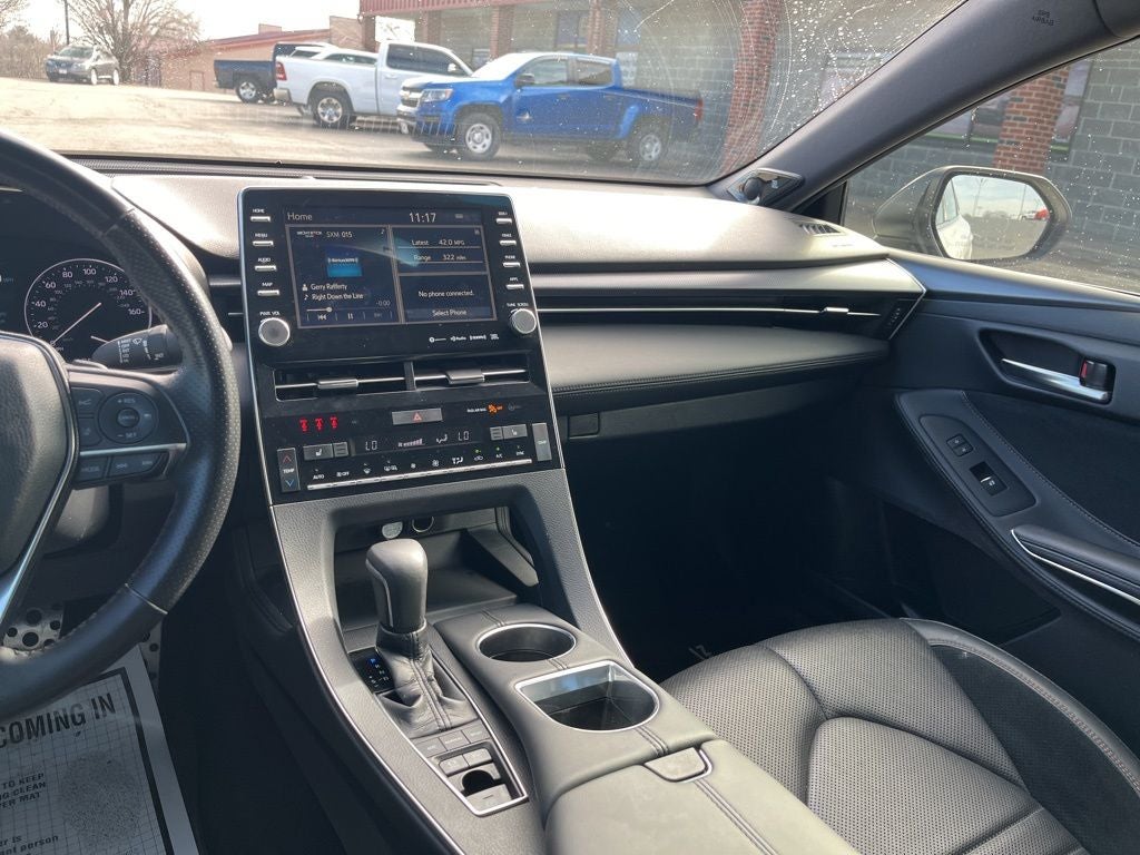 2019 Toyota Avalon Hybrid XSE