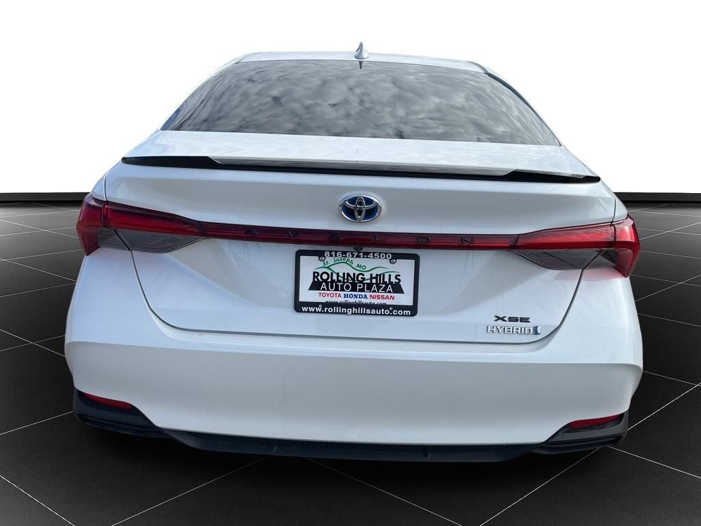 2019 Toyota Avalon Hybrid XSE