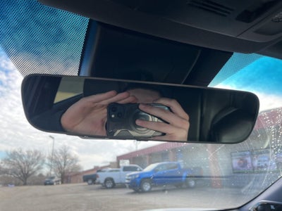 2019 Toyota Avalon Hybrid XSE