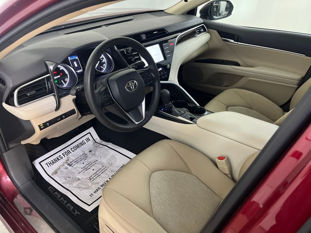 2018 Toyota Camry Hybrid LE