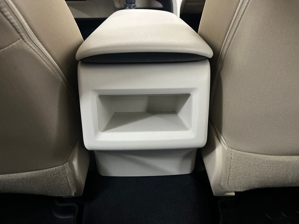 2018 Toyota Camry Hybrid LE