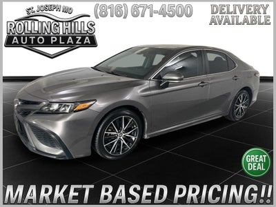 2022 Toyota Camry SE