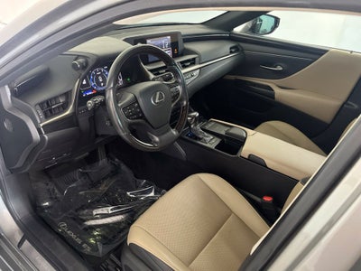 2021 Lexus ES 250