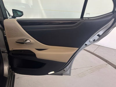 2021 Lexus ES 250