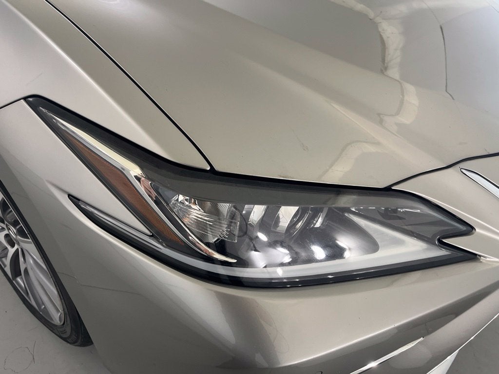 2021 Lexus ES 250