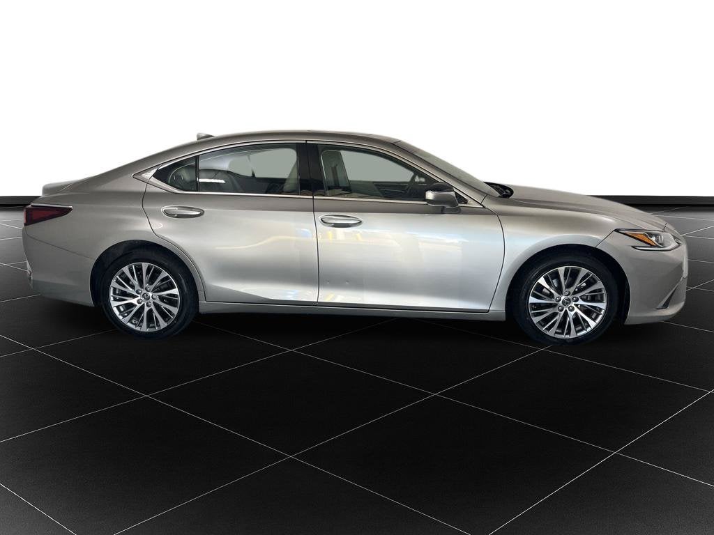 2021 Lexus ES 250