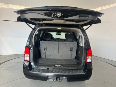 2012 Nissan Pathfinder SV