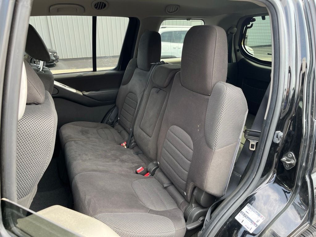 2012 Nissan Pathfinder SV