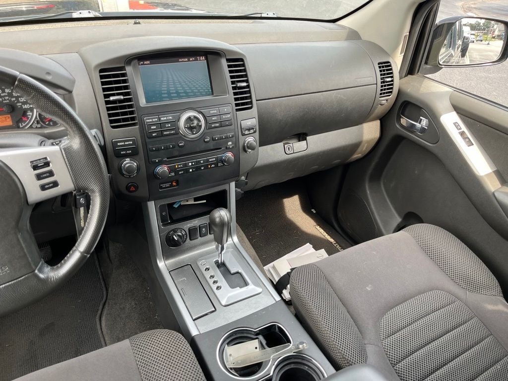 2012 Nissan Pathfinder SV