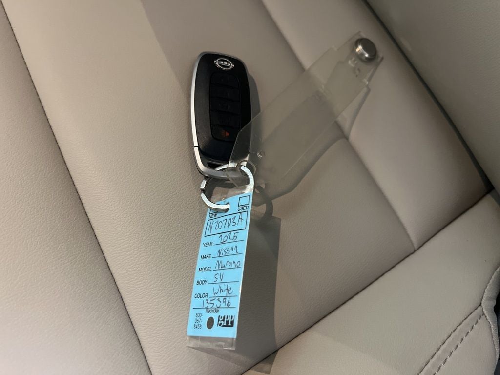2025 Nissan Murano SV