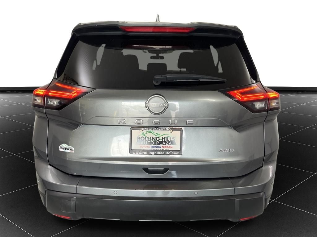 2025 Nissan Rogue SV