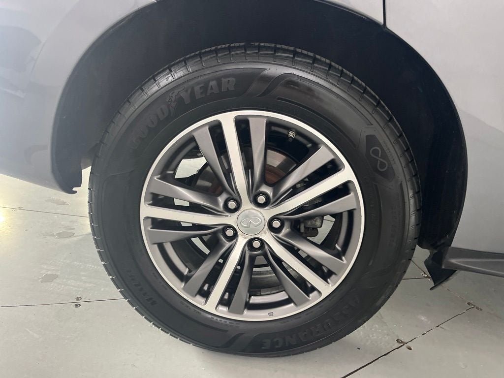 2017 INFINITI QX60 Base