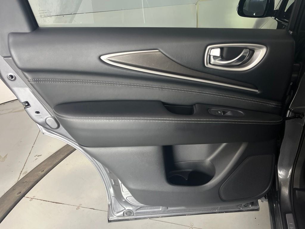 2017 INFINITI QX60 Base
