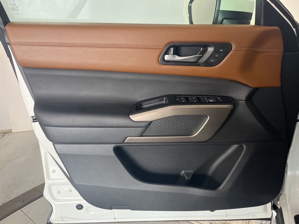 2024 Nissan Pathfinder Platinum
