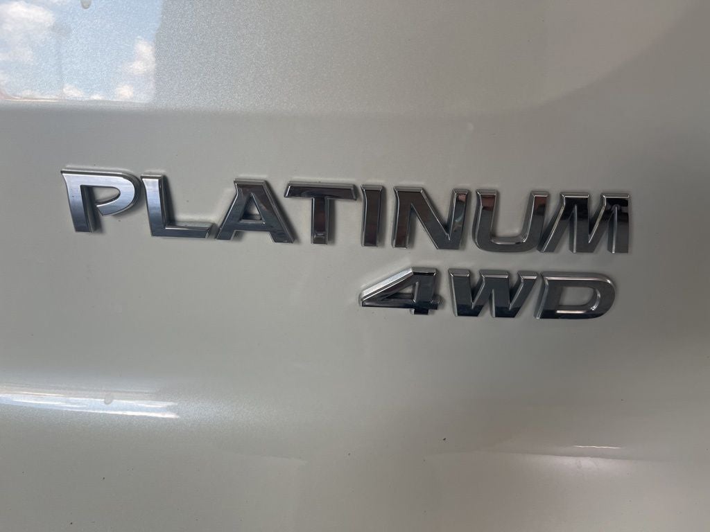 2024 Nissan Pathfinder Platinum