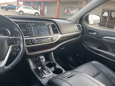 2019 Toyota Highlander Limited Platinum